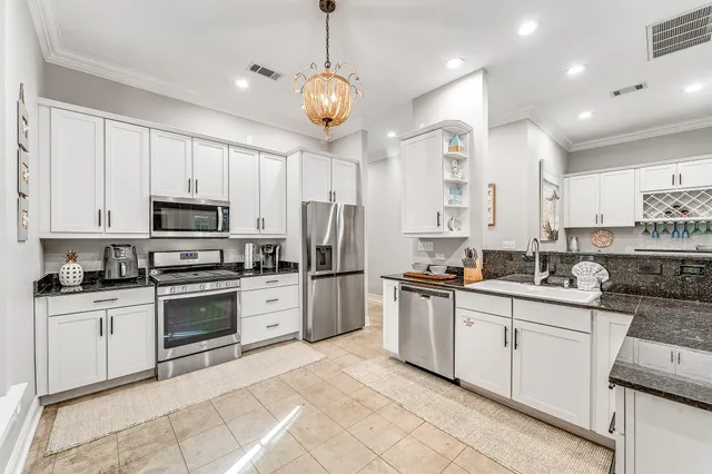 $1,150,000 | 51 Rue Caribe, Miramar Beach, FL 32550