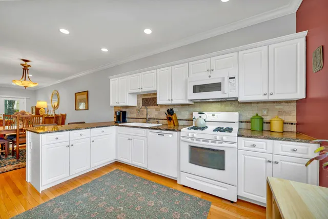 $649,900 | 131 Court Street, Unit 10, Exeter, NH 03833