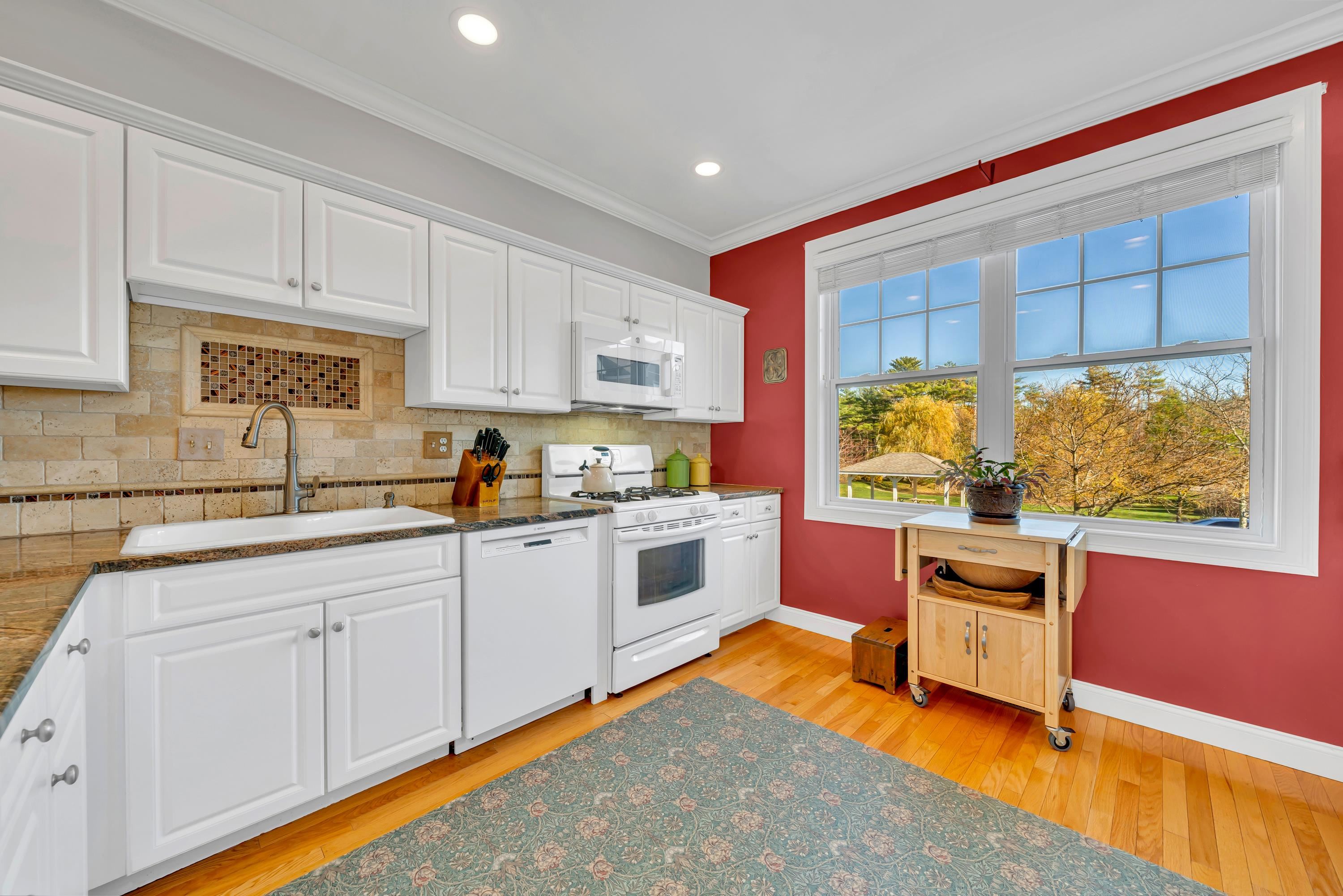 131 Court Street, Unit 10 Exeter, NH 03833 - Photo 14 of 41