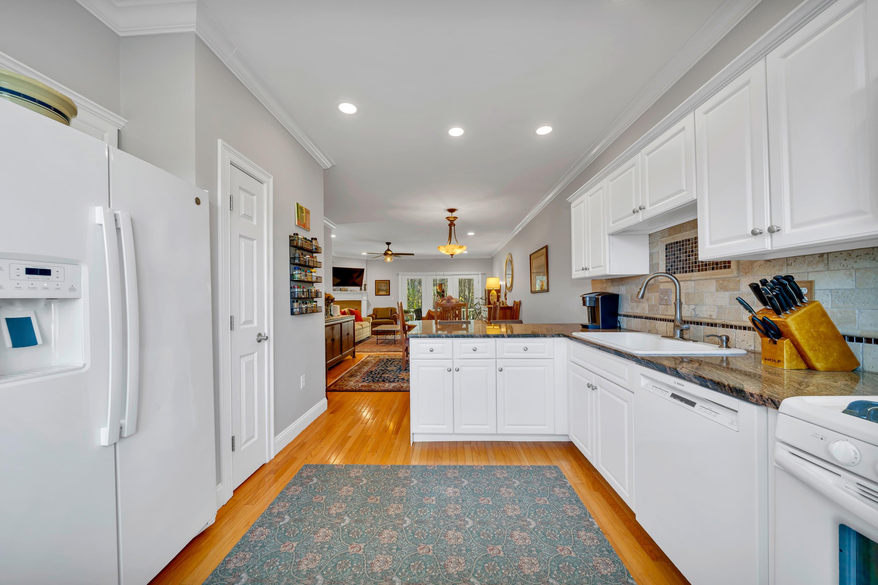 131 Court Street, Unit 10 Exeter, NH 03833 - Photo 16 of 41