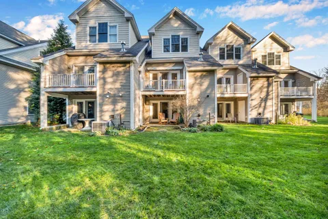 $649,900 | 131 Court Street, Unit 10, Exeter, NH 03833