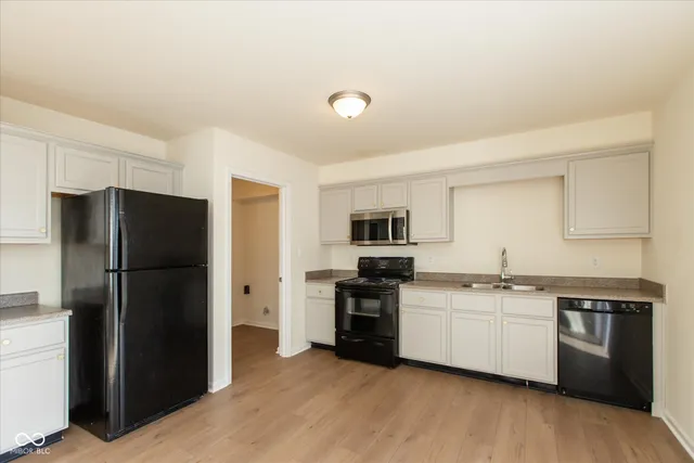 $1,600 | 1051 Taurus Court, Franklin, IN 46131