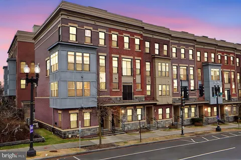 $599,999 | 7227 Georgia Avenue Northwest, Unit 17B, Washington, DC 20012