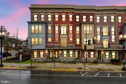 $599,999 | 7227 Georgia Avenue Northwest, Unit 17B, Washington, DC 20012
