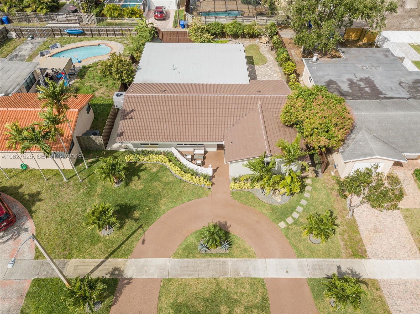 3339 West Park Road Hollywood, FL 33021 - Photo 28 of 28 an aerial view of a house with a garden