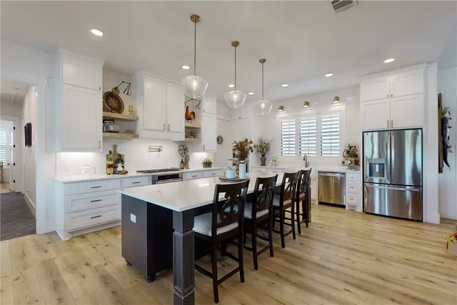 $2,200,000 | 1981 County Road 202, Caldwell, TX 77836