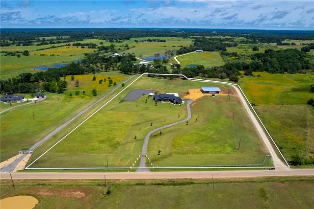 $2,200,000 | 1981 County Road 202, Caldwell, TX 77836