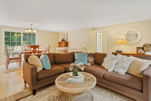 $3,200 | 25 Embassy Lane, Yarmouth, MA 02675