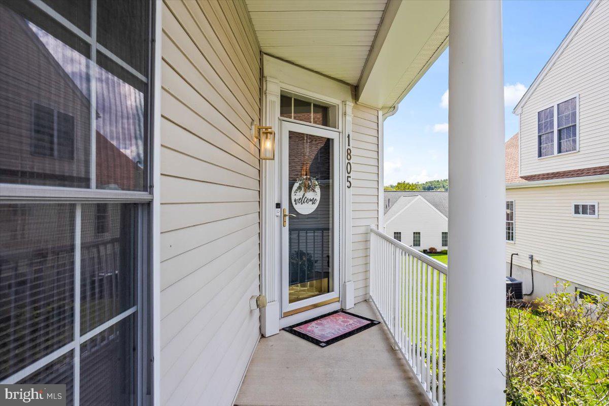 1805 Risser Lane Lancaster, PA 17601 - Photo 4 of 51