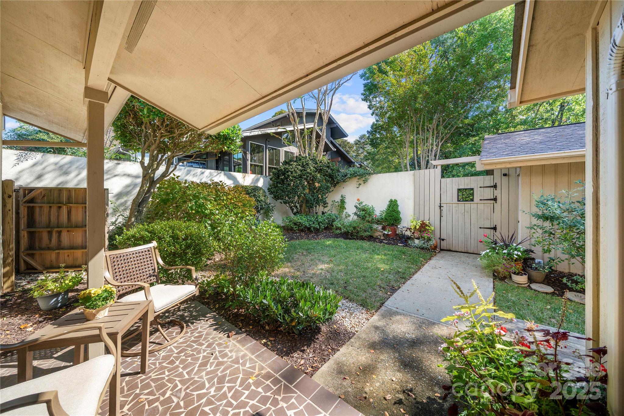 12 Cove Road Clover, SC 29710 - Photo 4 of 43