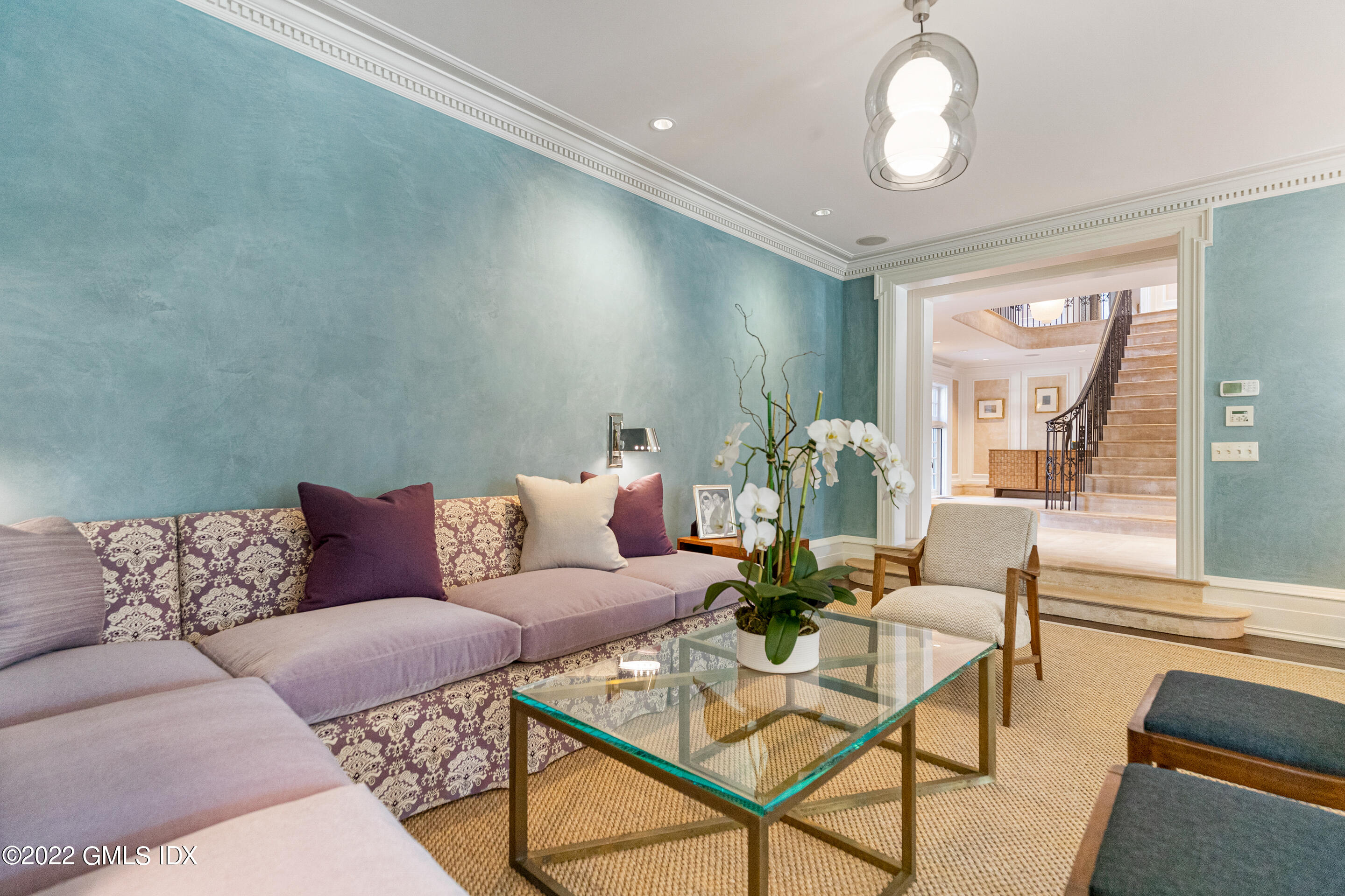 266 Round Hill Road Greenwich, CT 06831 - Photo 4 of 27 a living room with furniture