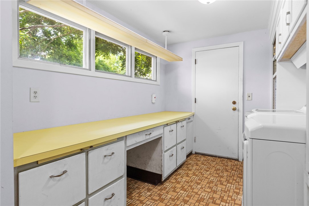 24 Magnolia Street Warwick, RI 02889 - Photo 35 of 46 Mudroom/Laundry leading to garage