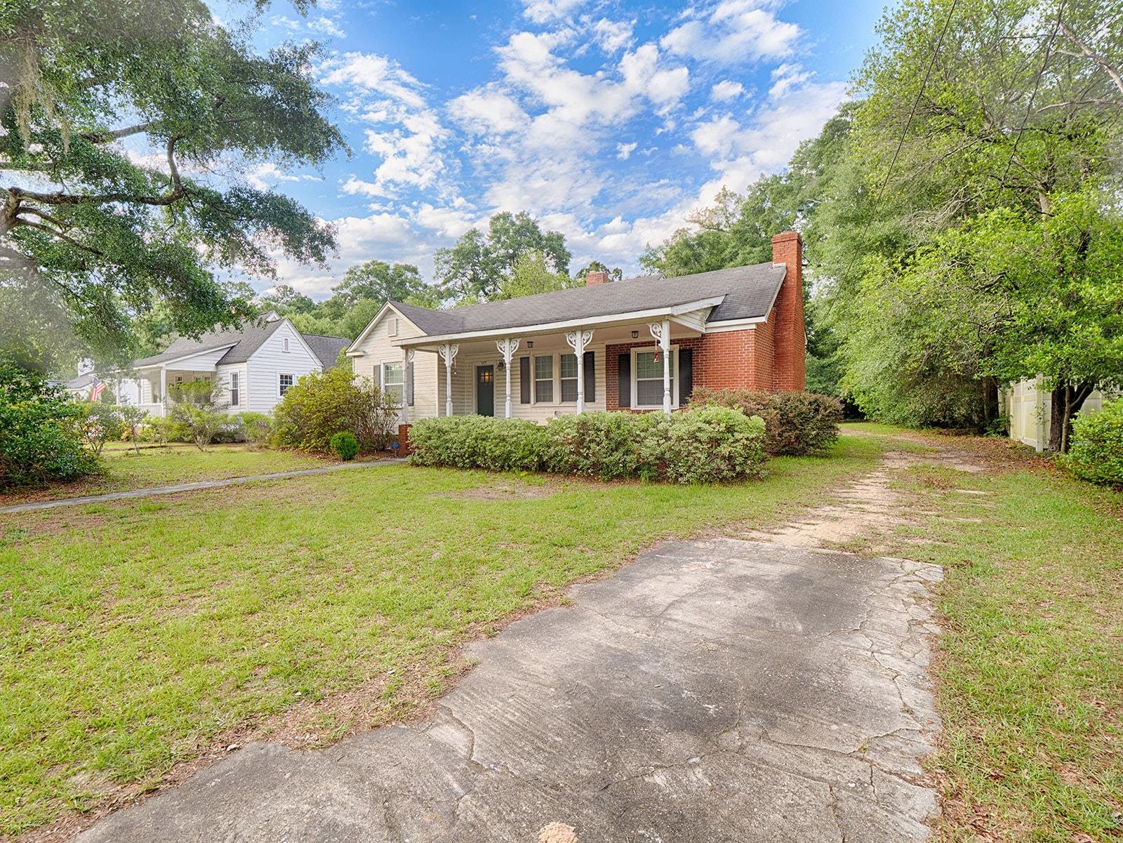 117 Cooper Street Kingstree, SC 29556 - Photo 3 of 45
