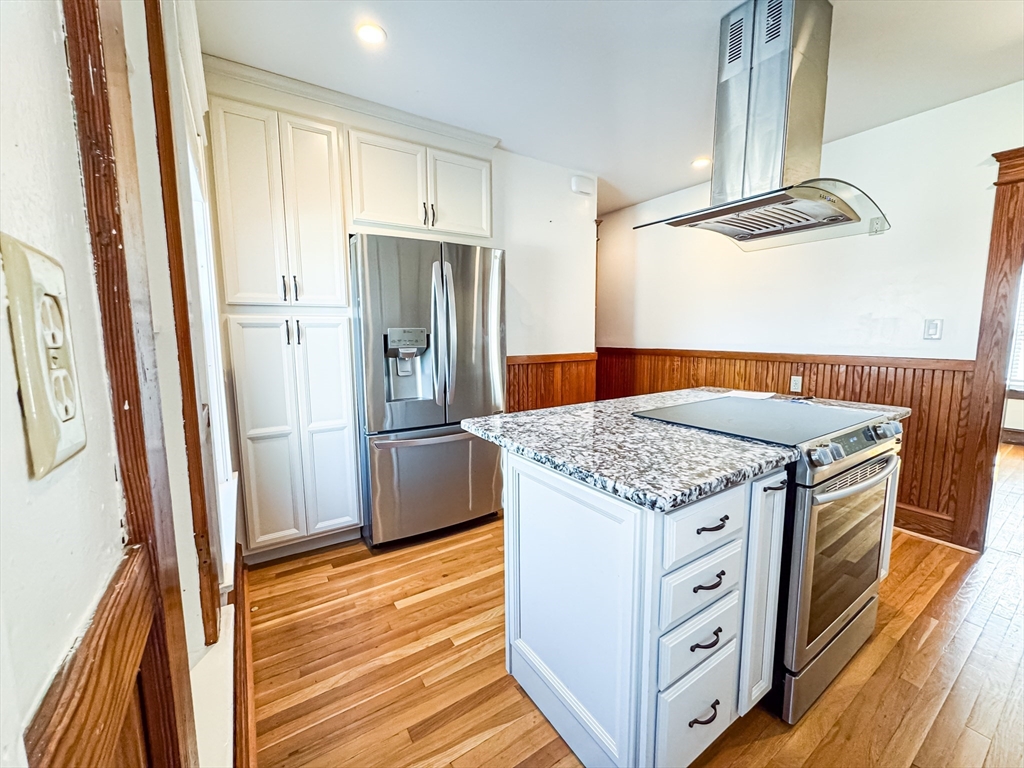 522 Pine Street Lowell, MA 01851 - Photo 13 of 25