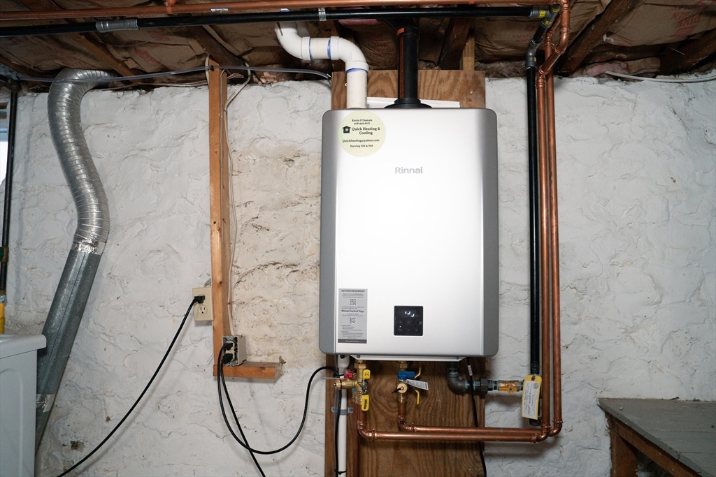 522 Pine Street Lowell, MA 01851 - Photo 20 of 25