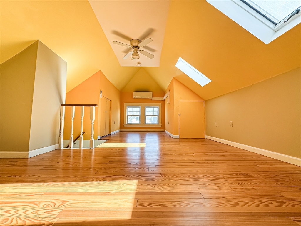 522 Pine Street Lowell, MA 01851 - Photo 9 of 25