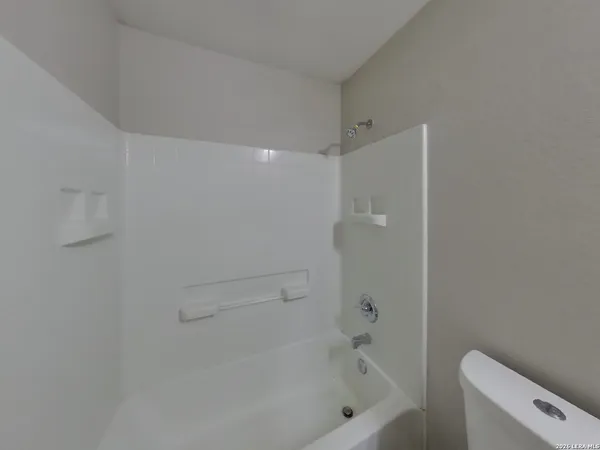 $1,519 | 2910 Candleside Drive, San Antonio, TX 78244