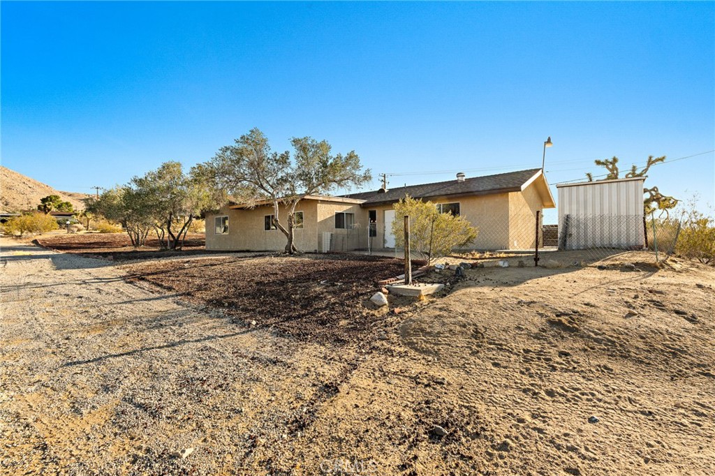7453 Olympic Road Joshua Tree, CA 92252 - Photo 35 of 39