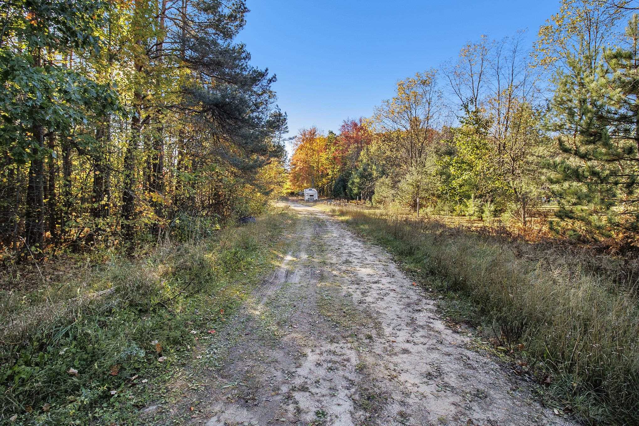 2610 South 41 Road Cadillac, MI 49601 - Photo 13 of 19