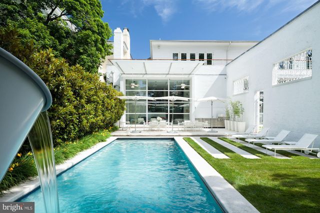 $9,750,000 | 3304 R Street Northwest, Washington, DC 20007