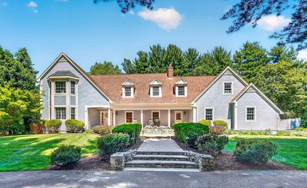 $1,750,000 | 20 Winter Street, Medfield, MA 02052
