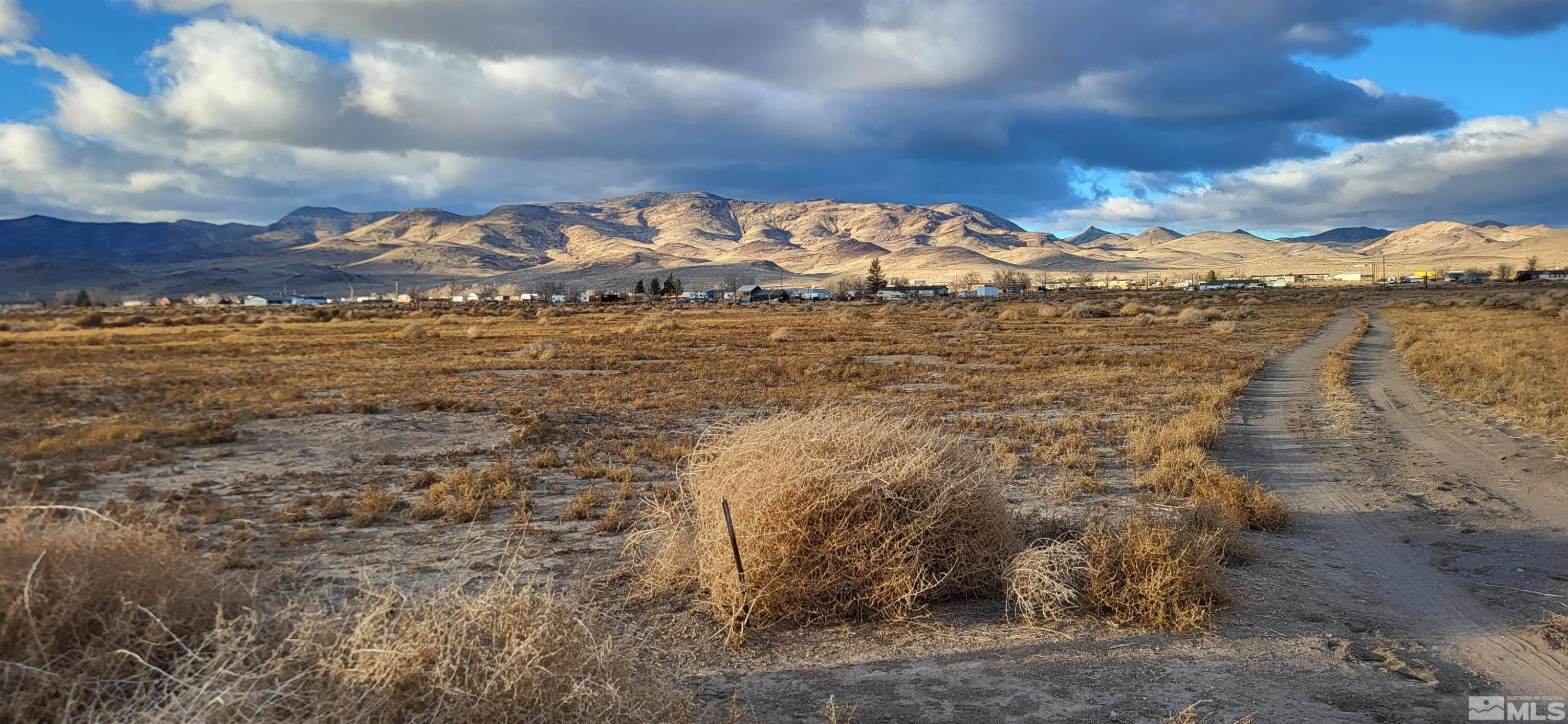 0 Navajo Trail Stagecoach, NV 89429 - Photo 2 of 5 a view of a sky