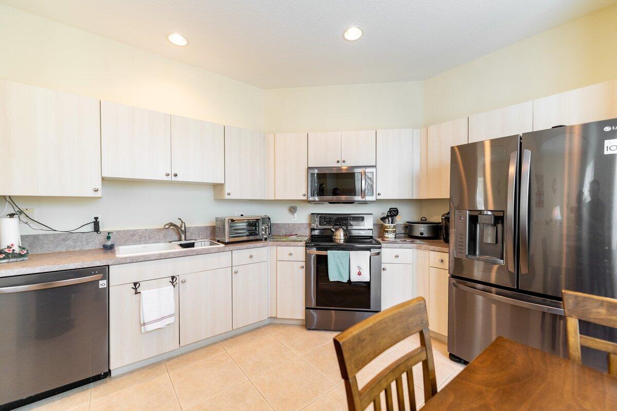 324 Southwest Coconut Key Way Port St. Lucie, FL 34986 - Photo 6 of 39 Coconut Key-0030