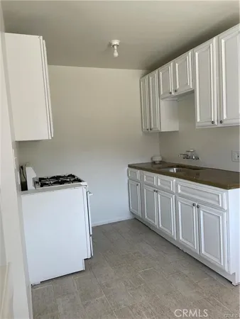 $1,950 | 2738 Southern, Unit B, South Gate, CA 90280