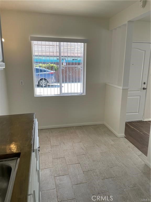 2738 Southern, Unit B South Gate, CA 90280 - Photo 6 of 19 an empty room with a window
