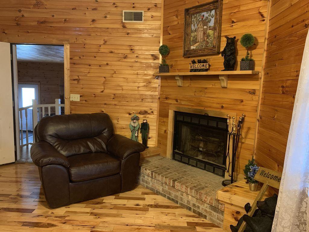 2210 Applewood Road Sevierville, TN 37862 - Photo 12 of 30 650e18c5-b8aa-465a-9cd3-cb4b1057e7dd.f10