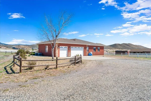 $785,000 | 10687 East Claire Ridge Circle, Prescott Valley, AZ 86315