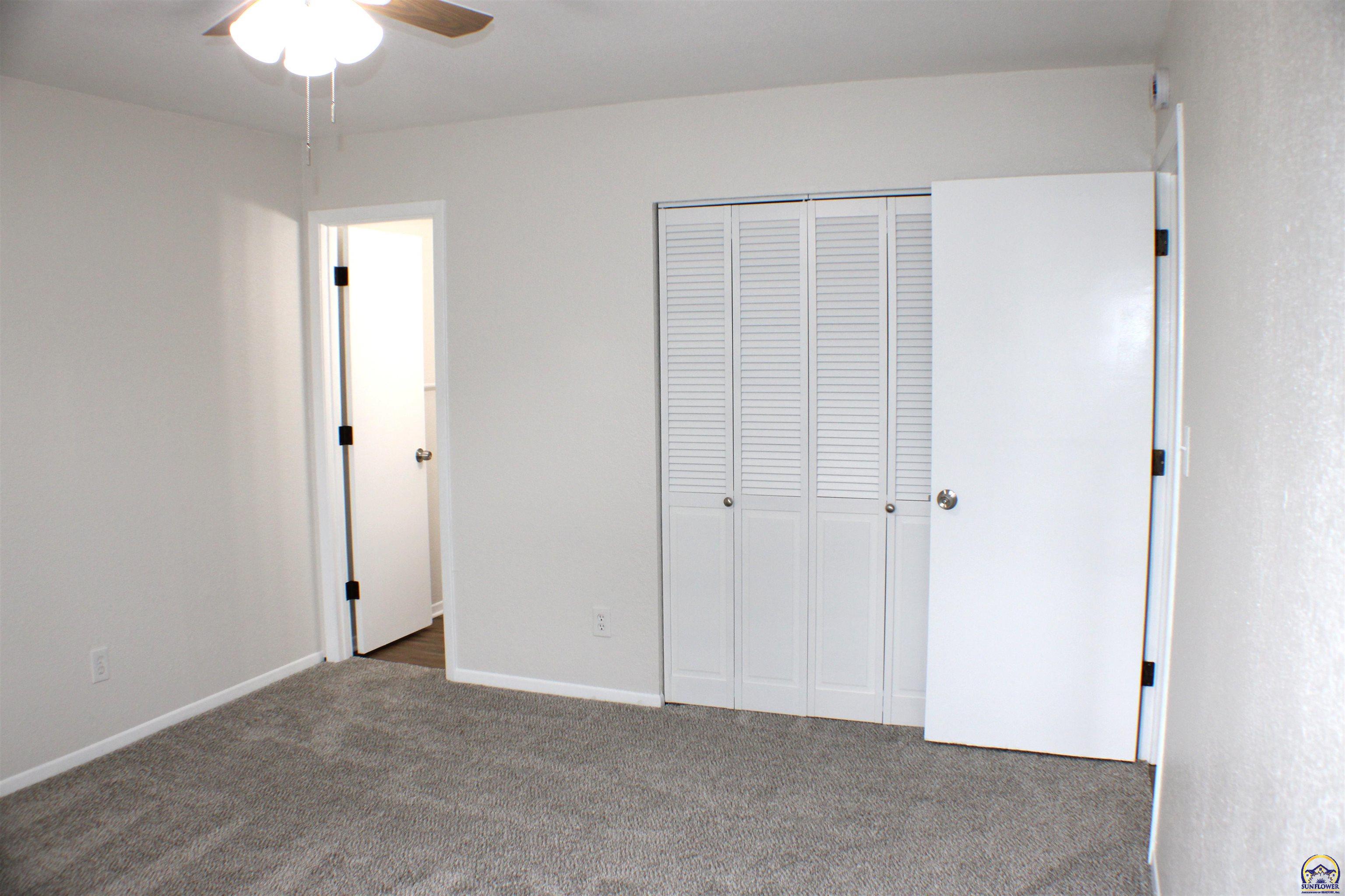 2827 Southwest Prairie Road, Unit 36 Topeka, KS 66614 - Photo 12 of 22 Gallery Image 12