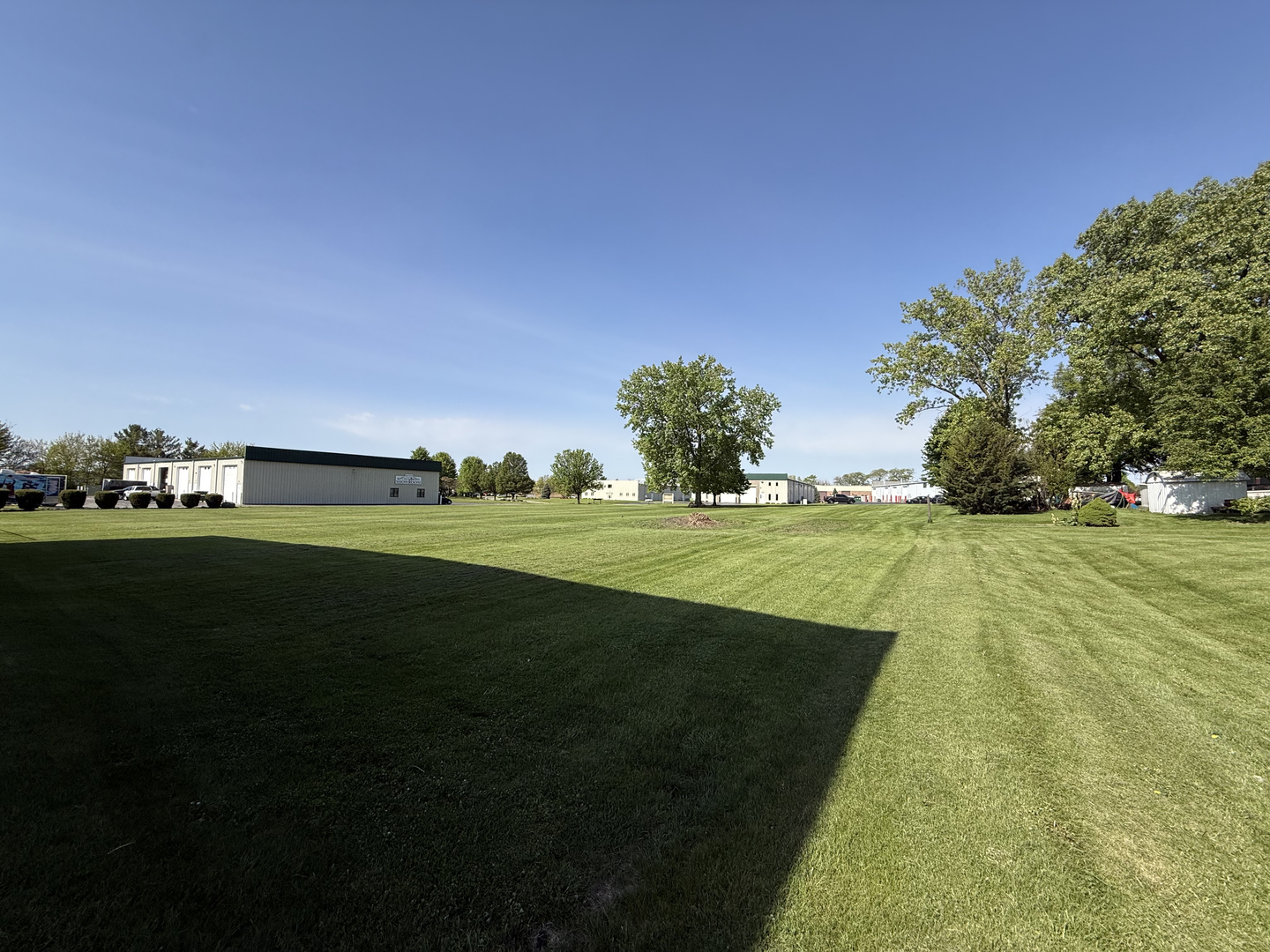 25501 West Wolfs Road Plainfield, IL 60585 - Photo 5 of 22 a view of a golf course with a lake