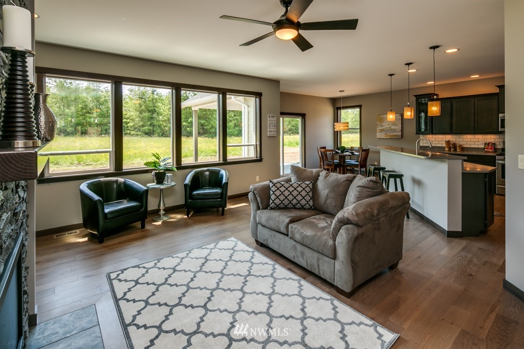 5569 Hannegan Road Bellingham, WA 98226 - Photo 12 of 25 Gallery Image 12
