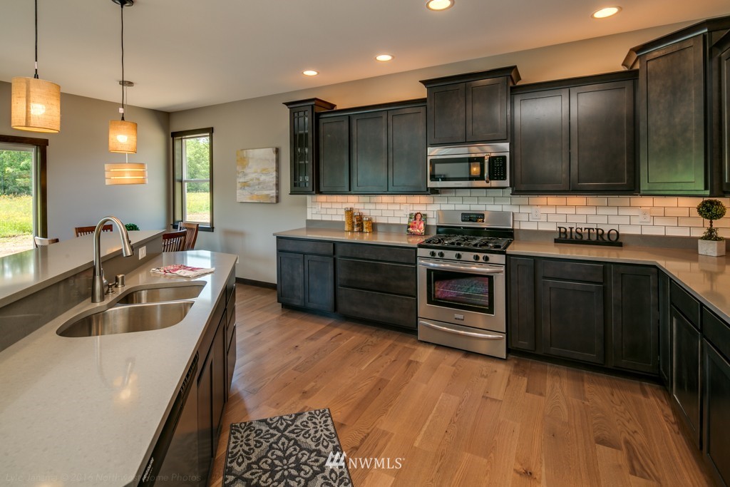 5569 Hannegan Road Bellingham, WA 98226 - Photo 7 of 25 Gallery Image 7