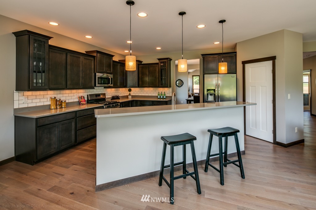 5569 Hannegan Road Bellingham, WA 98226 - Photo 8 of 25 Gallery Image 8