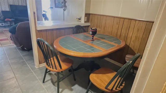 $2,200 | 17 Manor Way, Galveston, TX 77550