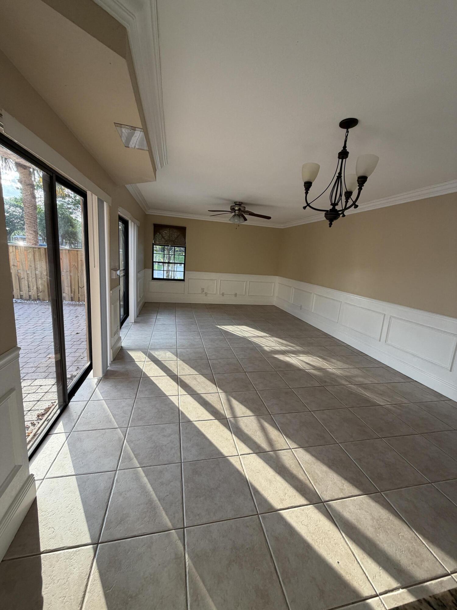 8273 Thames Boulevard, Unit D Boca Raton, FL 33433 - Photo 7 of 22 IMG_0024