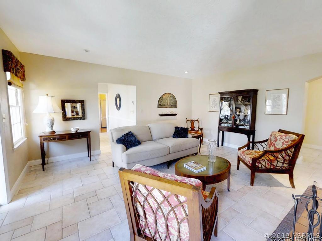 510 North Riverside Drive Edgewater, FL 32132 - Photo 7 of 29 Gallery Image 7