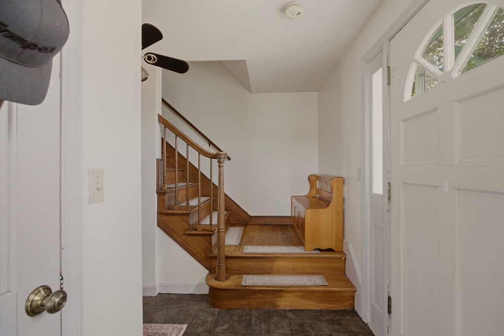 88 Jones Street Fall River, MA 02720 - Photo 21 of 39