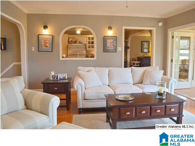 2205 Shades Crest Road Birmingham, AL 35216 - Photo 13 of 32