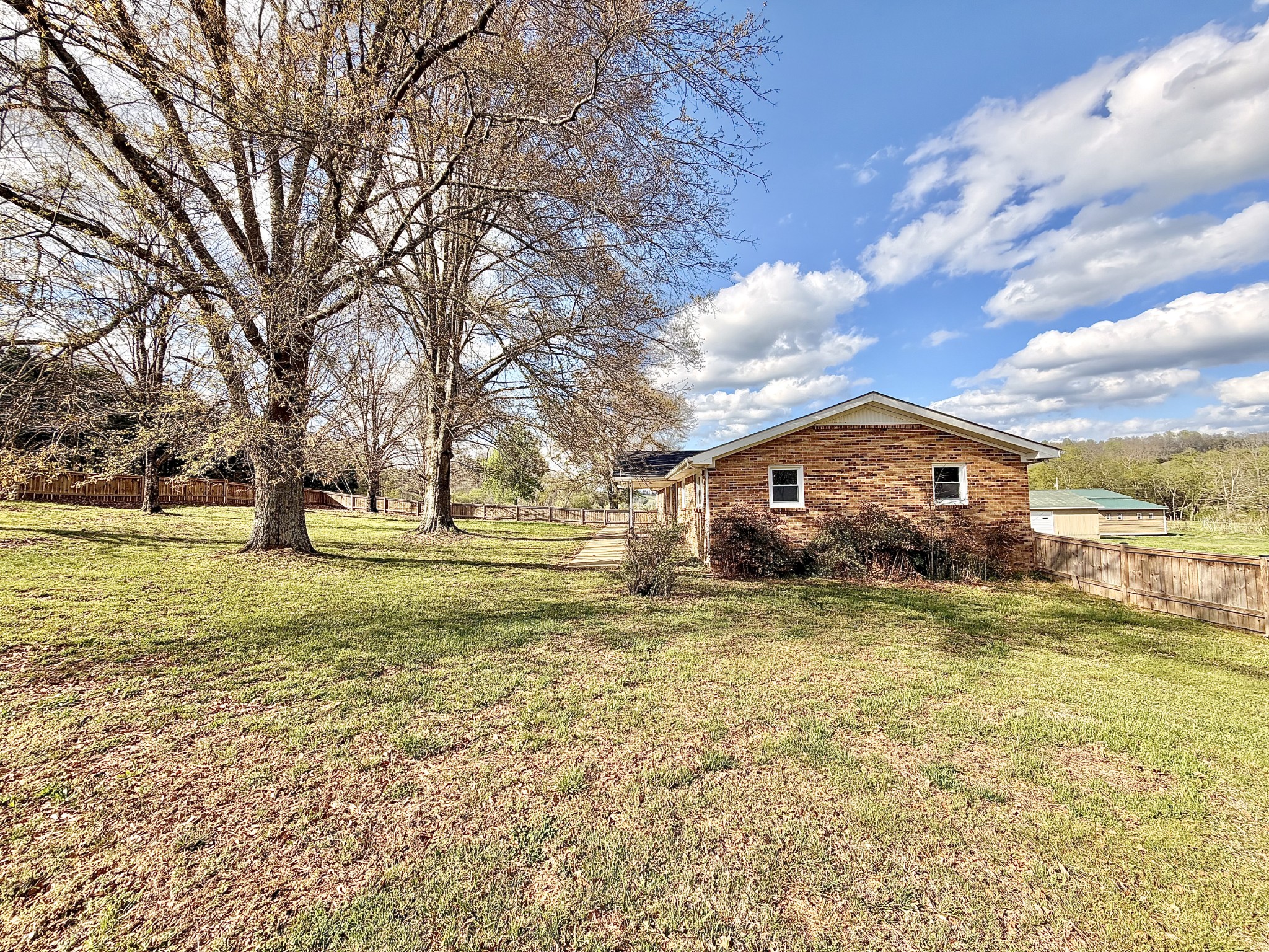 1595 Hurricane Creek Road Lawrenceburg, TN 38464 - Photo 11 of 74