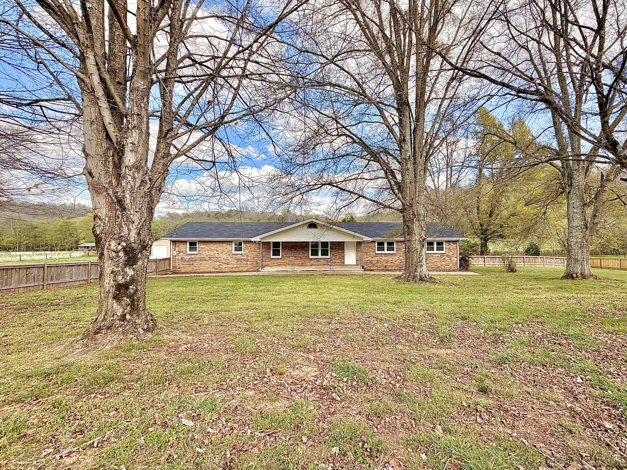 1595 Hurricane Creek Road Lawrenceburg, TN 38464 - Photo 2 of 74