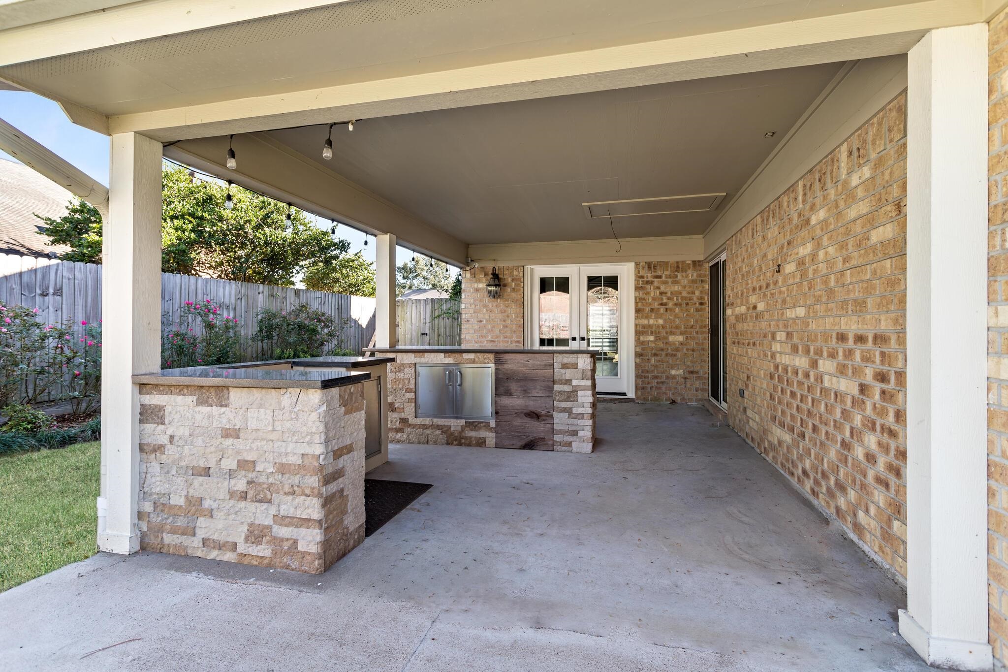 2208 Spring Oak Lane Orange, TX 77632 - Photo 33 of 37