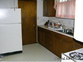1820 South 11th Street Springfield, IL 62703 - Photo 4 of 5