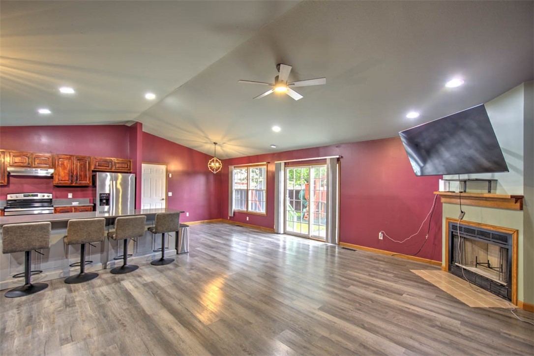 4651 North MacArthur Road Decatur, IL 62526 - Photo 5 of 27