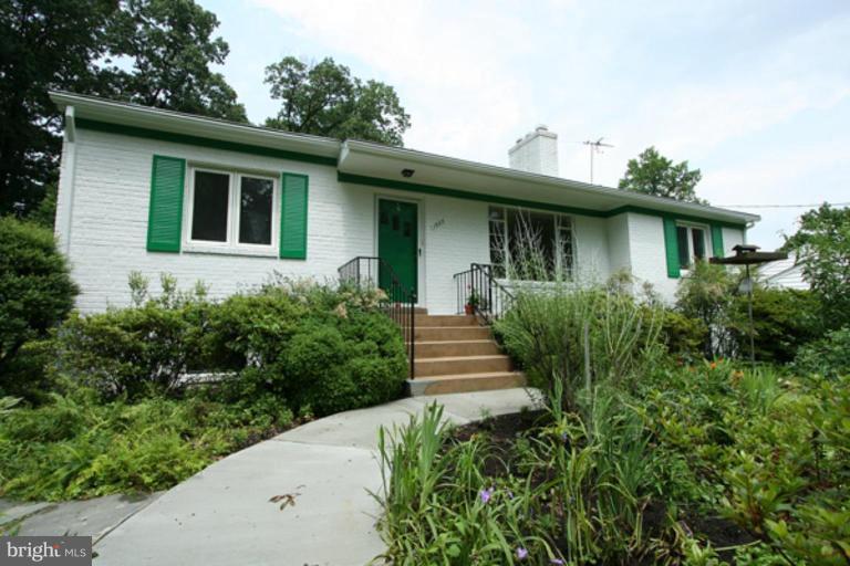 1603 Sherwood Road Silver Spring, MD 20902 - Photo 1 of 7 Exterior (Main)