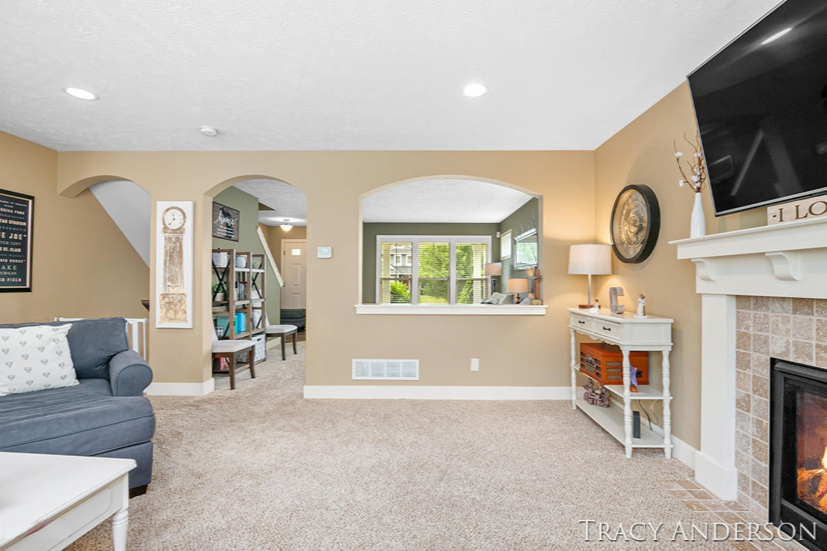 9900 Sunset Ridge Drive Drive Rockford, MI 49341 - Photo 9 of 39