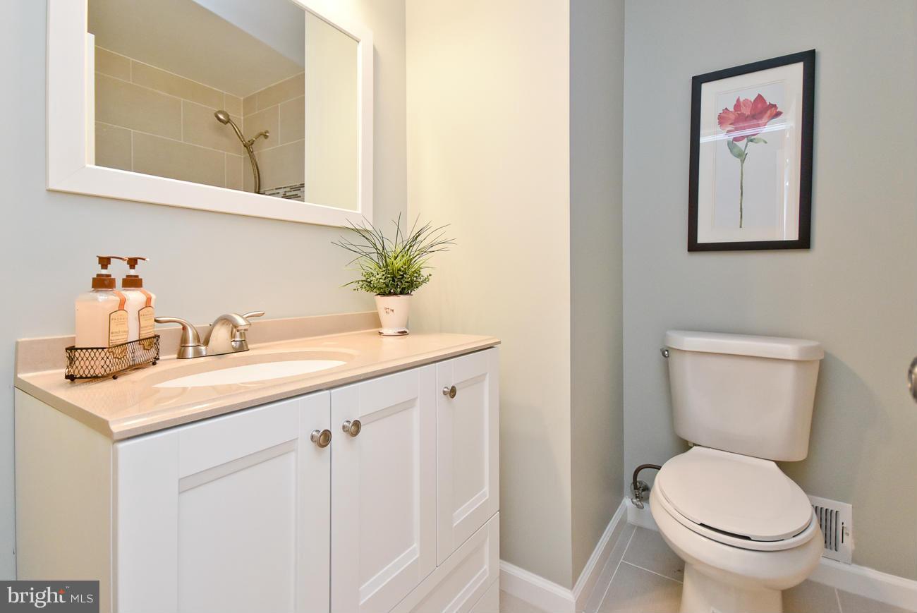6512 Cipriano Road Lanham, MD 20706 - Photo 12 of 23 Bath