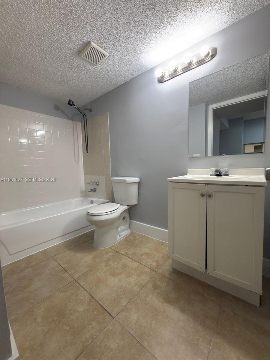 4521 West McNab Road, Unit 11 Pompano Beach, FL 33069 - Photo 11 of 32